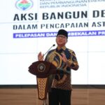 Mendes PDT Yandri Susanto Dorong Mahasiswa UB Selaraskan Program MMD dengan 12 Rencana Aksi
